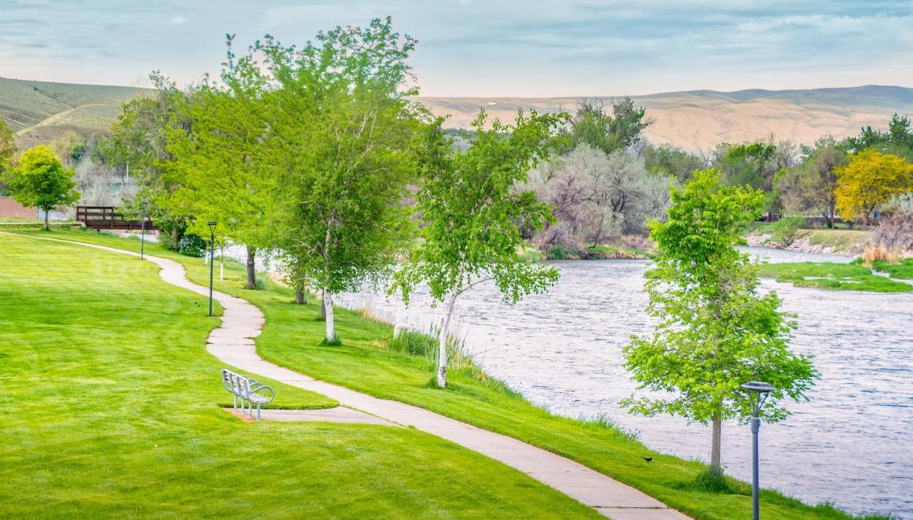 Let'S Go ! Fisherman, Families, Pools One Minute From Your Door, Comfort, Location Perfect, Amenity-Rich, Pup Friendly, Discover An Exceptional Wyoming Stay, Thermopolis River Walk Home At Hot Springs State Park, 'Where Families And Fisherman Stay' Екстер'єр фото